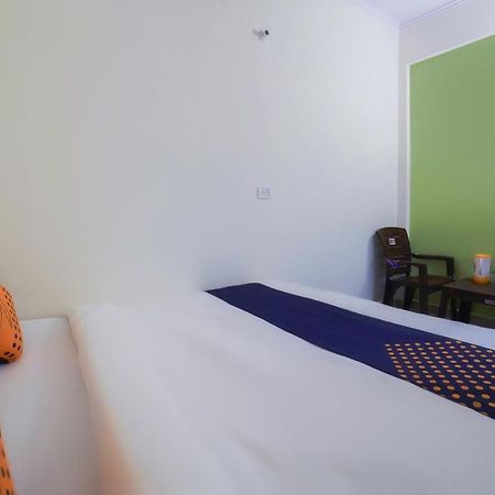 Spot On 67119 Hotel Shivam Residency Rāmpura Eksteriør billede