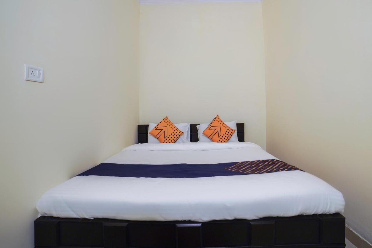 Spot On 67119 Hotel Shivam Residency Rāmpura Eksteriør billede